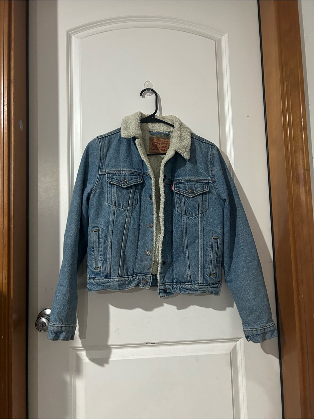 Levi's Light Blue Denim Jacket with Cream Sherpa Lining